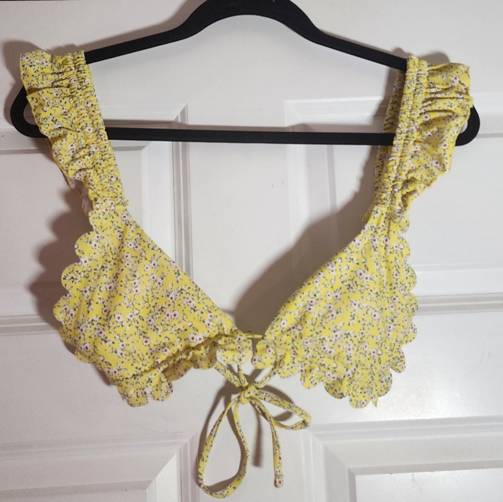 Shein Yellow Floral Ruffle Bikini Top Small